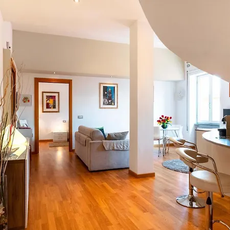 Luxury Flat In Town - Lucca City Center Exterior photo