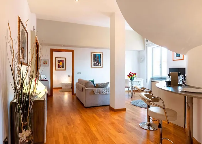 Luxury Flat In Town - Lucca City Center