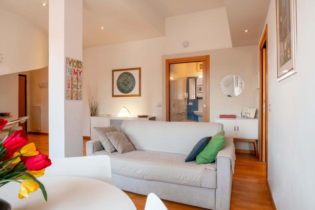 Luxury Flat In Town - Center Apartment *
